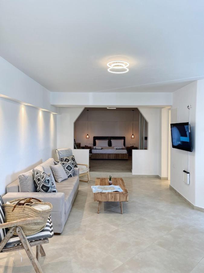 Nostos Apartment